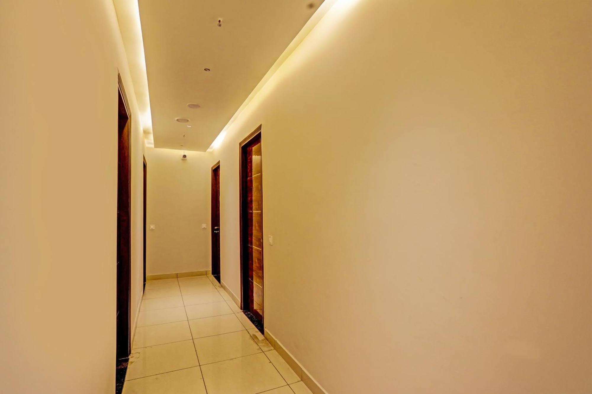 Hotel O Miraas Hotel And Banquet Hall Ludhiana Ngoại thất bức ảnh