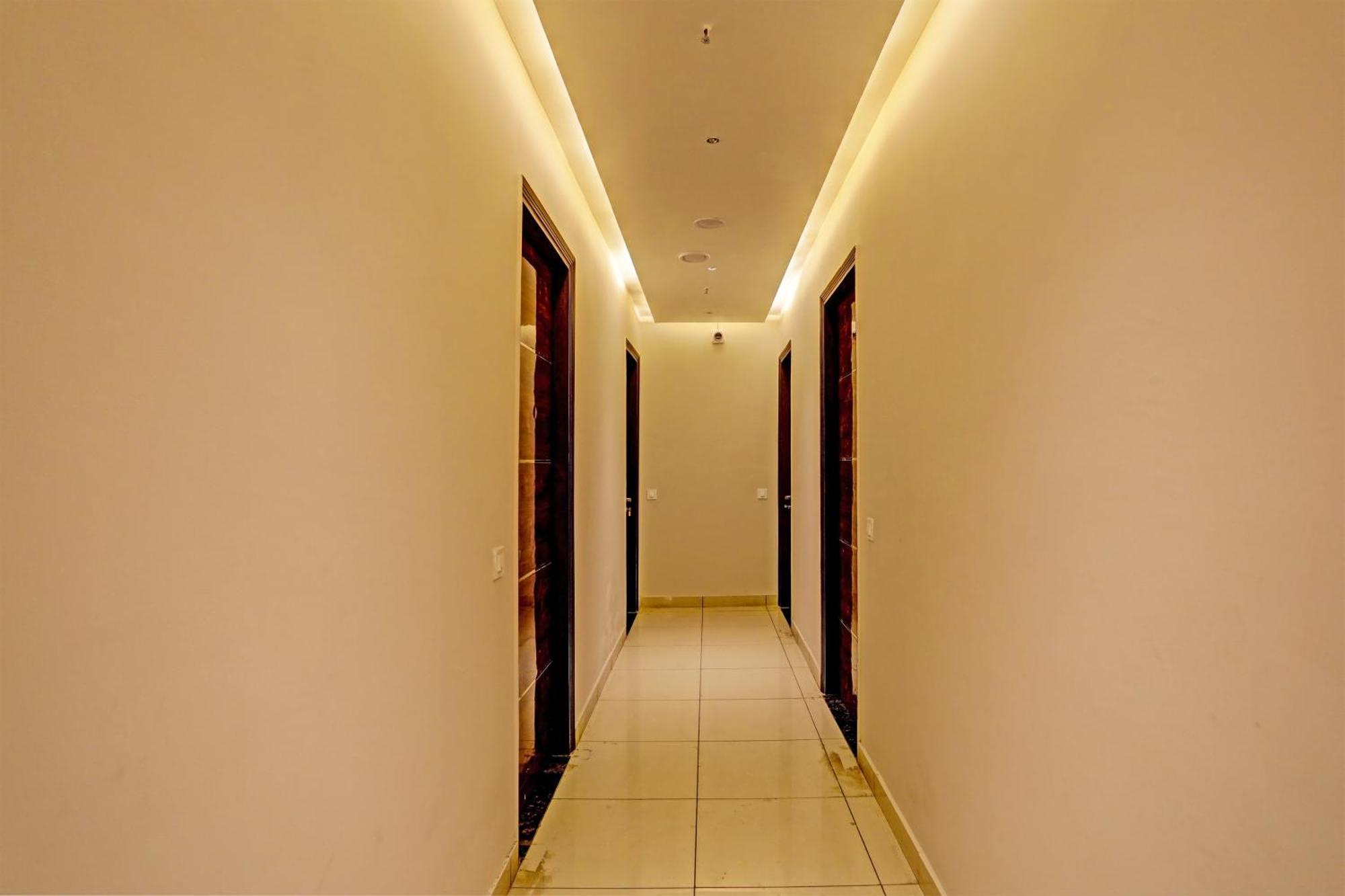 Hotel O Miraas Hotel And Banquet Hall Ludhiana Ngoại thất bức ảnh