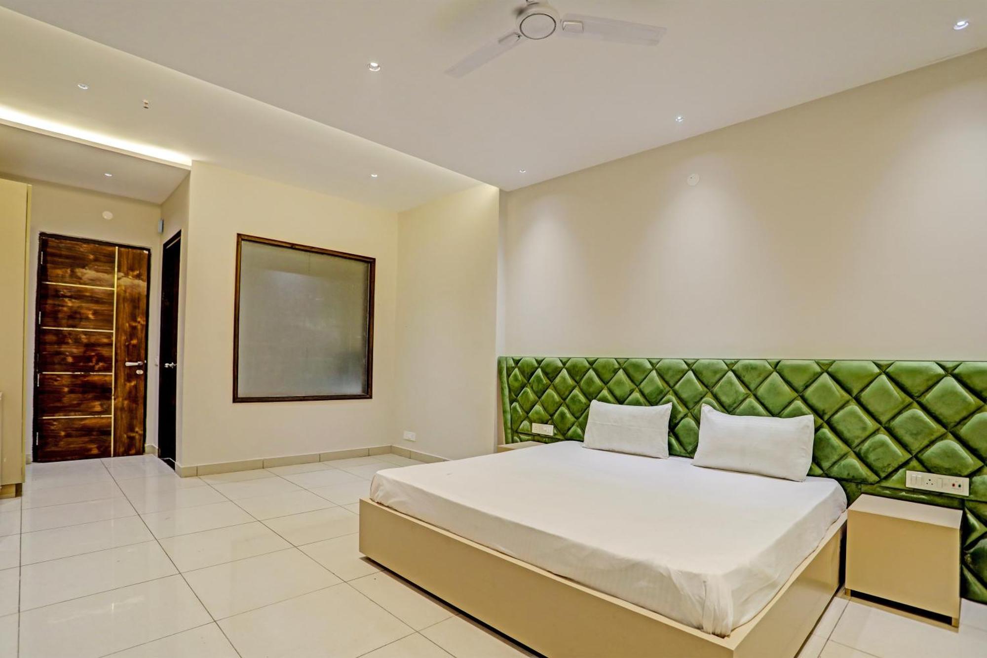Hotel O Miraas Hotel And Banquet Hall Ludhiana Ngoại thất bức ảnh