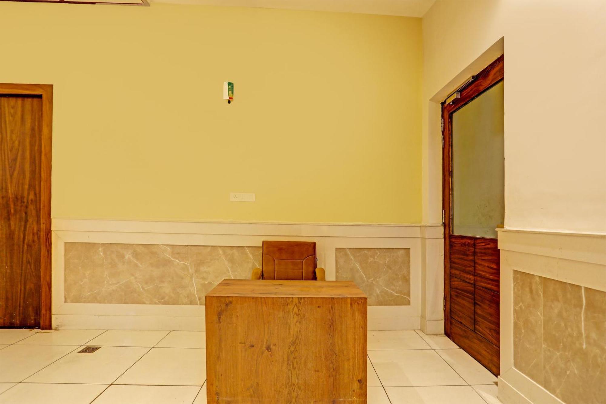 Hotel O Miraas Hotel And Banquet Hall Ludhiana Ngoại thất bức ảnh